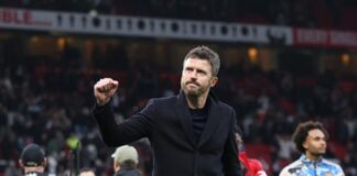 En av Carricks største konkurrenter til United-jobben «stryker seg selv fra listen»