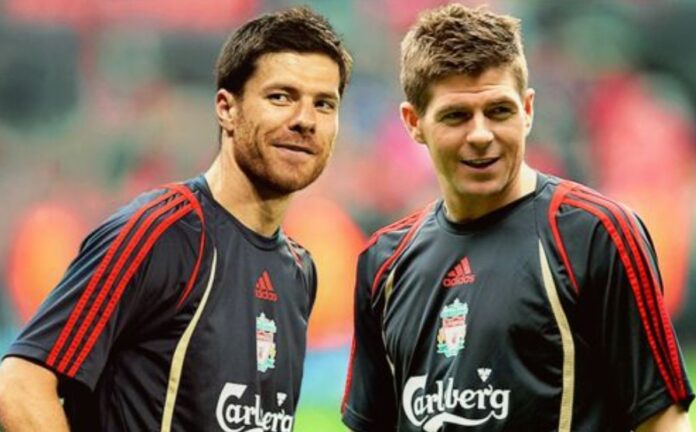 Xabi Alonso og Steven Gerrard