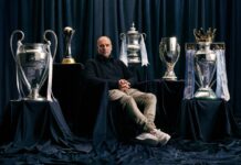 Manchester City hedrer Pep Guardiola med statue og navn på tribune