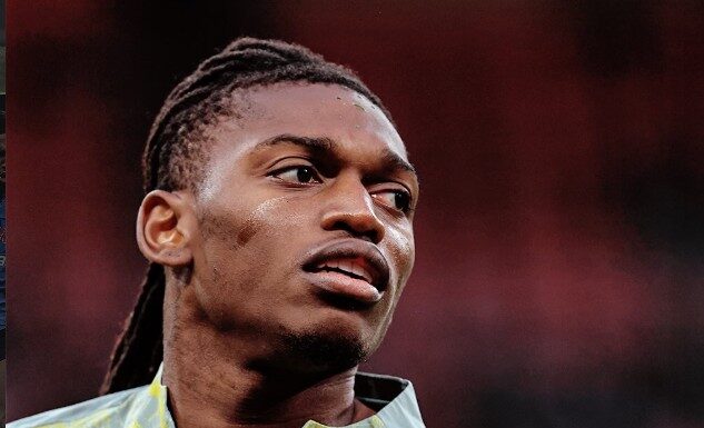 AC Milan-stjerne Rafael Leao har fått sitt første tilbud etter han annonserte exit