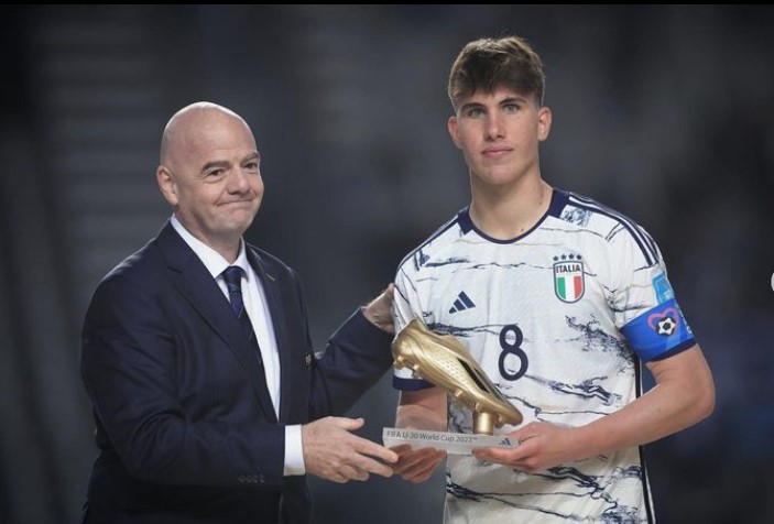 Gianni Infantino – fra UEFAs talkshow-vert til mektigste mann i fotball – og venn med Donald Trump