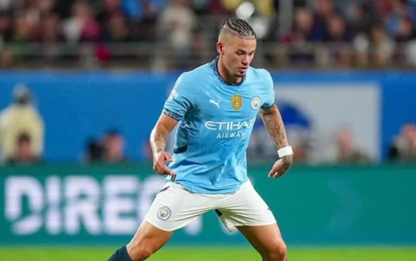 Kalvin Phillips returnerer til klubben han spilte 3 fattige kamper for