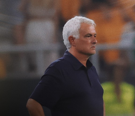 Mourinhos første tap kom utrolig nok uten utskjelling av dommeren